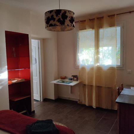 Chambre Privee Avec Parking Nîmes Eksteriør billede